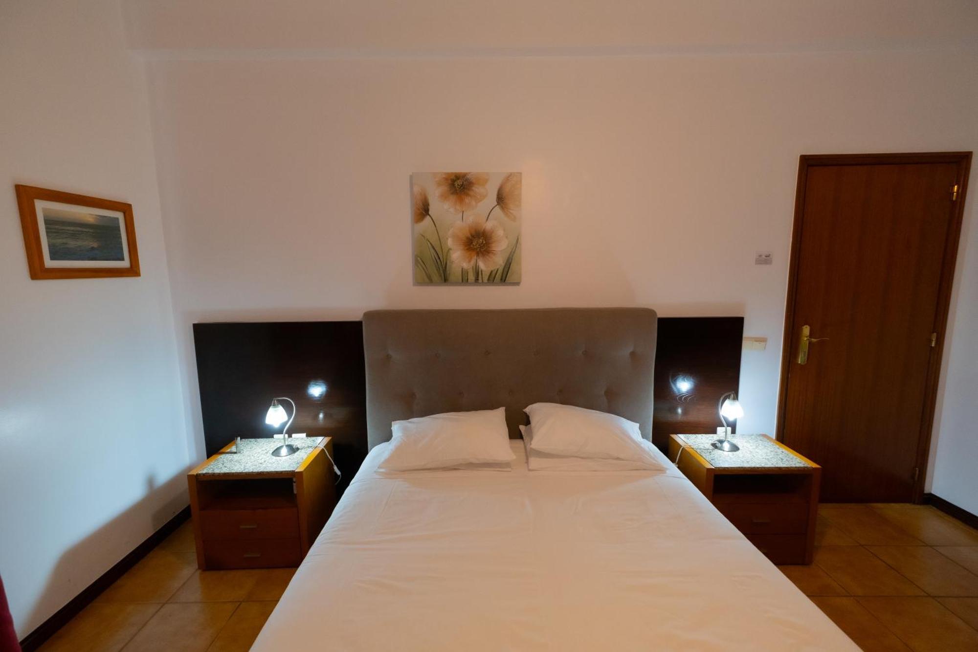 Hotel Residencial Familia Machico  Esterno foto