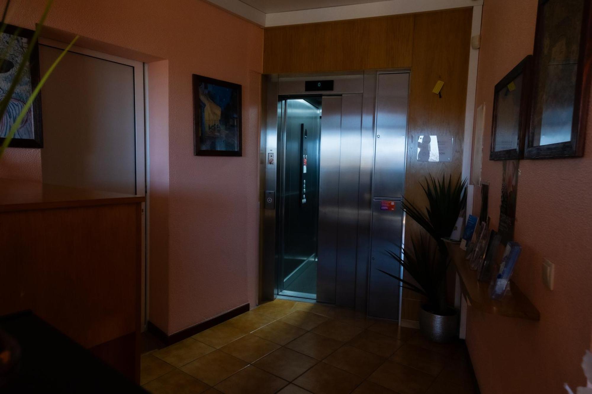 Hotel Residencial Familia Machico  Esterno foto