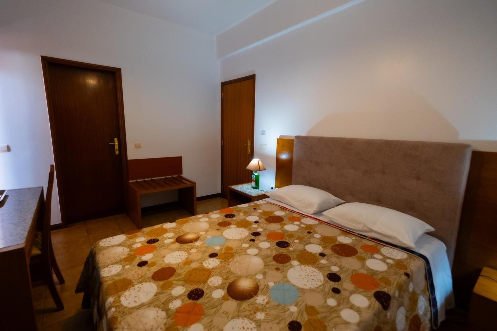 Hotel Residencial Familia Machico  Esterno foto