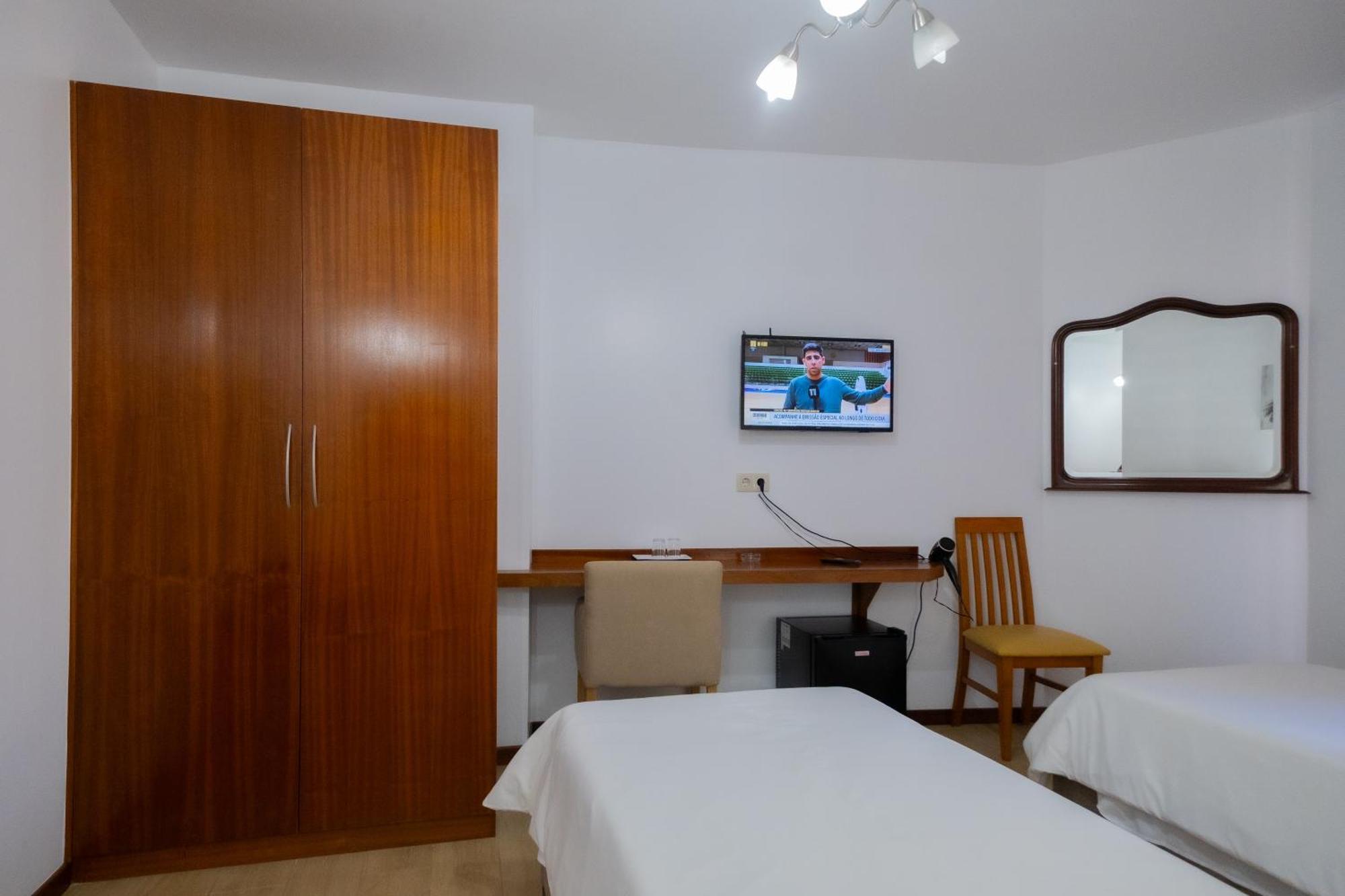 Hotel Residencial Familia Machico  Esterno foto