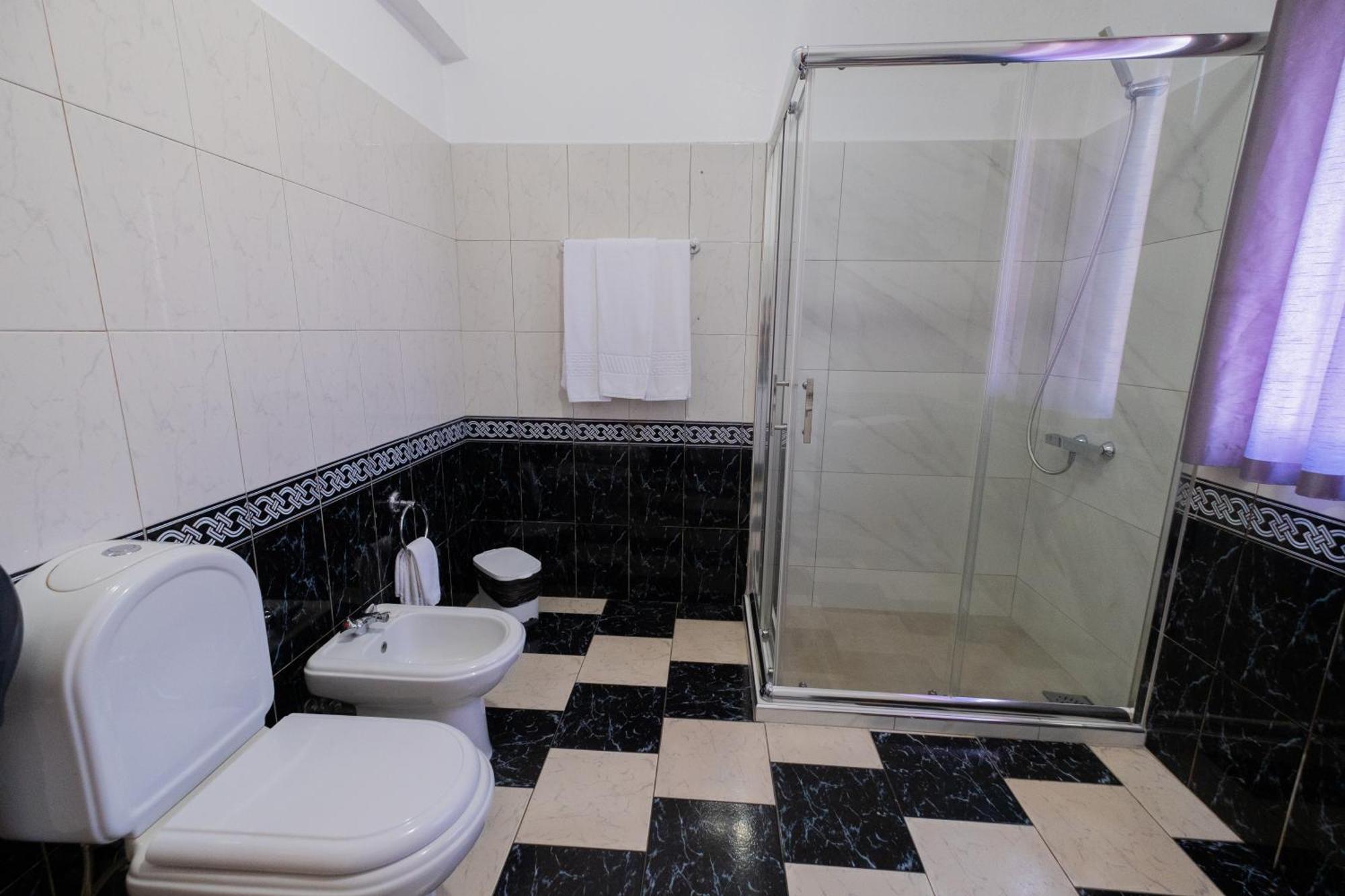Hotel Residencial Familia Machico  Esterno foto