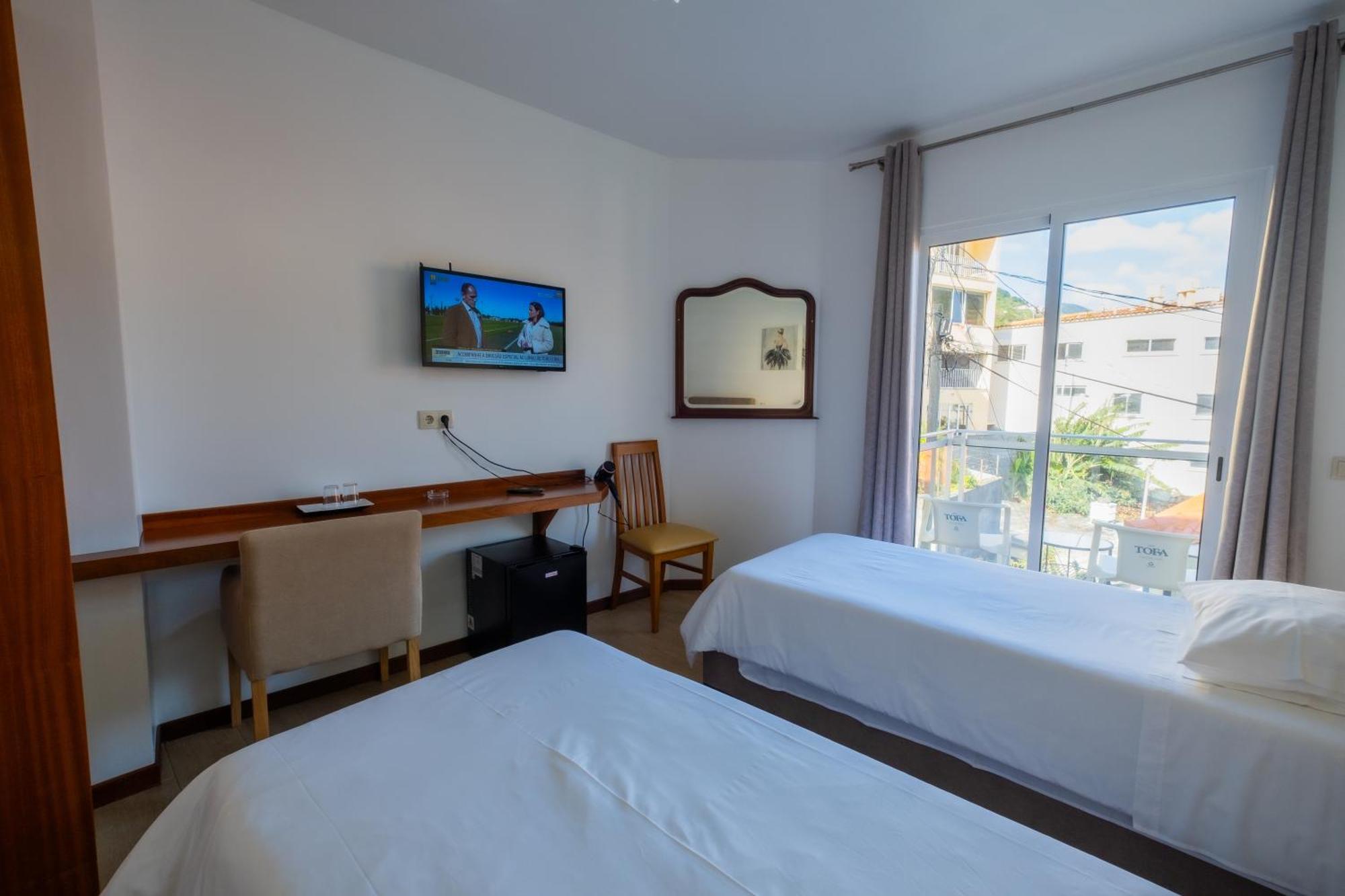 Hotel Residencial Familia Machico  Esterno foto